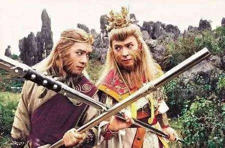 《天地争霸美猴王》《云海翻腾孙悟空》《齐天大圣孙悟空》 这三部是什么关系？