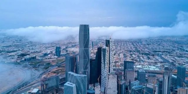 乞丐年入13亿是真的吗?沙特阿拉伯到底是怎样的存在?