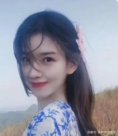 王思聪卑微求爱被拒，颜面扫地成笑话，回应承认恼羞成怒才爆料，你怎么看？