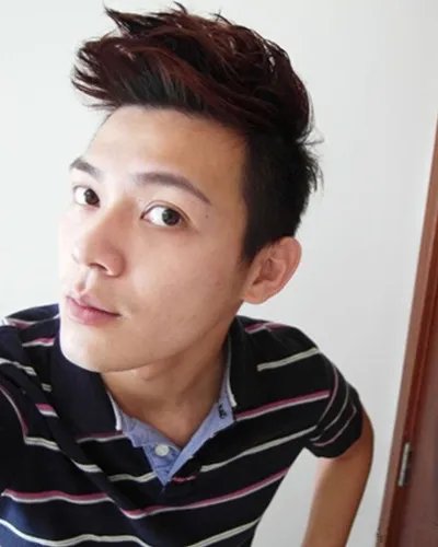 非诚勿扰最帅男嘉宾廖敏杰登场 精致五官嗨爆全场