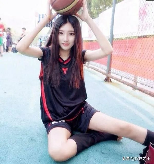 CUBA美女球员林雪惠为何会被部分球迷称为真人版赤木晴子？