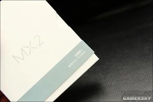 意外亮相！白色版魅族MX2开箱图赏