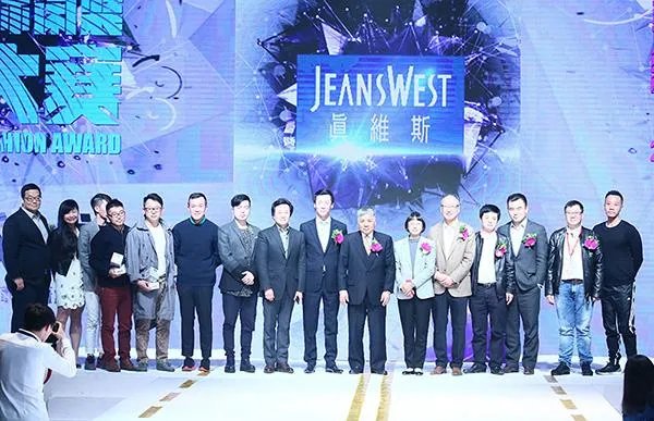 北京启航足球队的社会责任