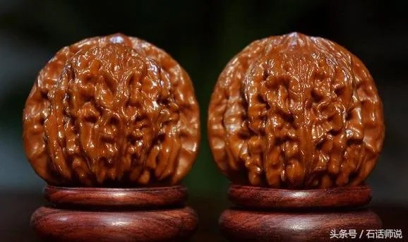 如何挑选文玩核桃？