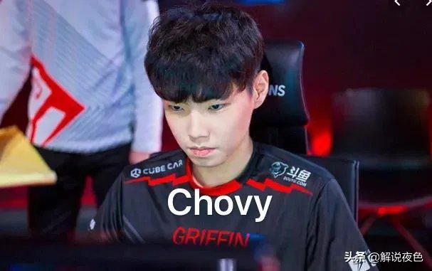 Faker为何自甘降薪留队“当小弟”打替补？SKT却在物色另外一名中单，李哥他不香吗？