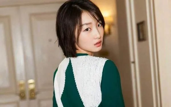 周冬雨同学发声是在给周冬雨辟谣吗?