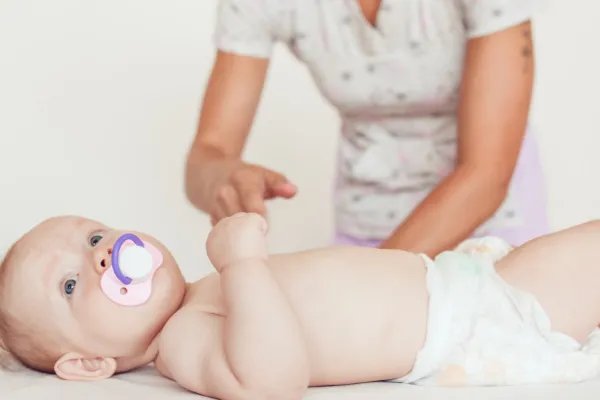 请个月嫂一个月多少钱？