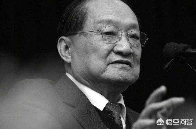 金庸出殡,遗体将送宝莲寺火化,马云、张纪中等现身送别,你怎么看?