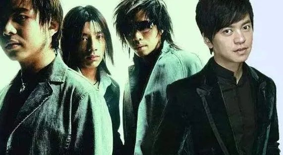 水木年华的代表作品有哪些？为什么现在不出新歌了？