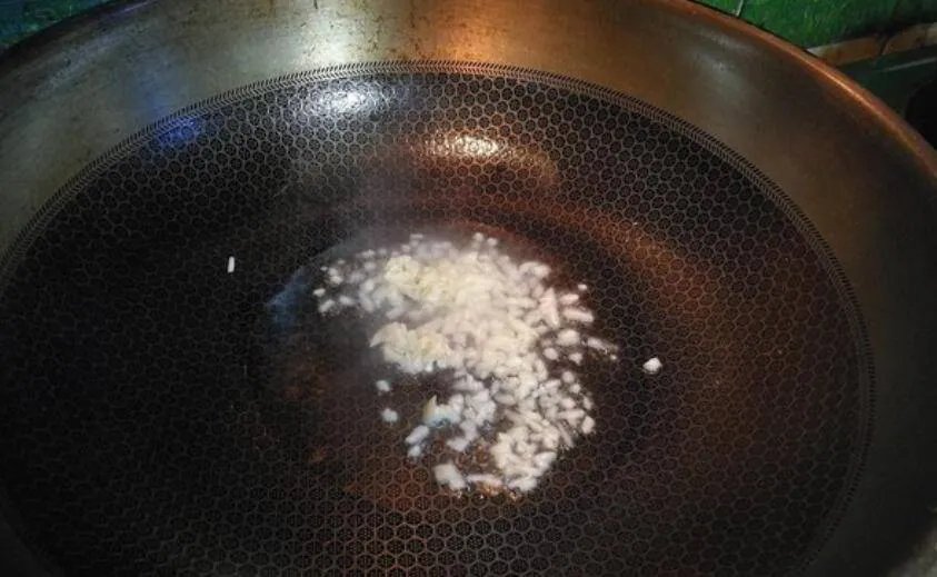 炒湖蟹是哪里的菜