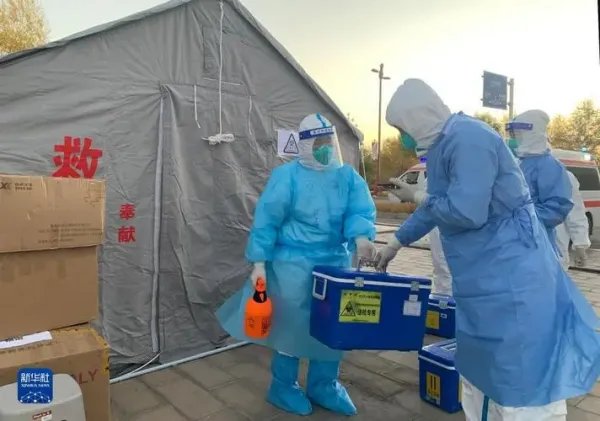 额济纳旗前期防疫压力巨大，主要体现在哪些方面？