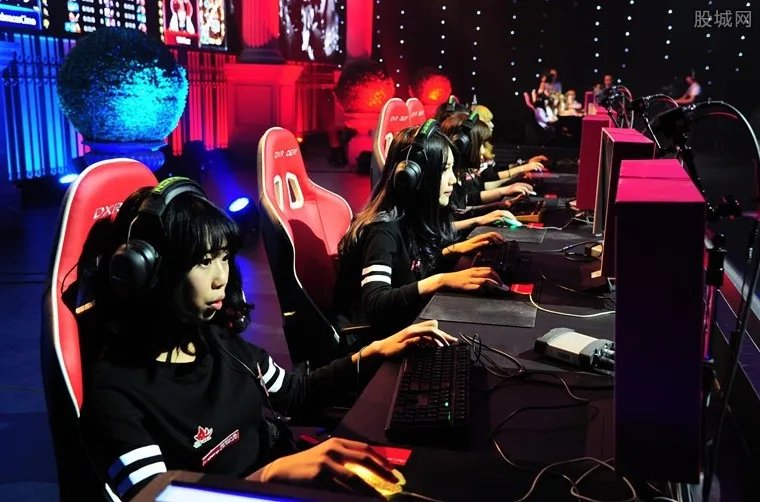 电竞人员薪资水平 电竞圈都是年薪百万土豪吗？