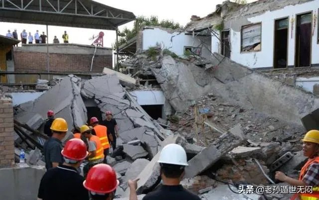 山西坍塌饭店在十多年间加盖或扩建了五六次,对此怎么看?