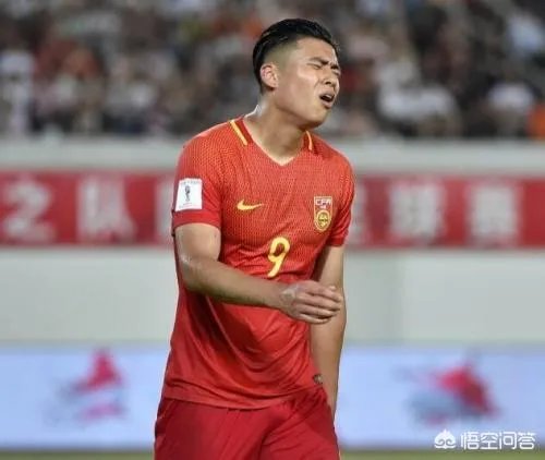 张玉宁入围荷甲50大U21新星,如何看待?