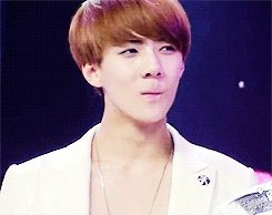 球吴世勋快本可爱颂的动图、还有他其他的动图+图片都可以 要萌啊