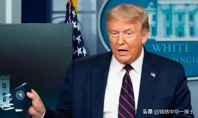 如何看白宫称，特朗普暂无新冠病毒感染风险呢？