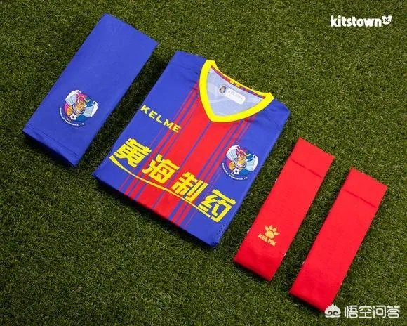 做为国内足球的装备供应商,岩羚、卡尔美、Joma哪个好?