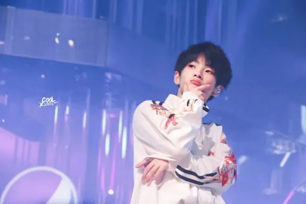 为什么周震南会被《快乐大本营》剪掉镜头呢？