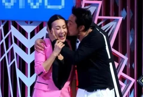 怎么评价吴昕？