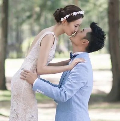 陈赫结婚照全曝光 相恋三十年普吉岛大婚