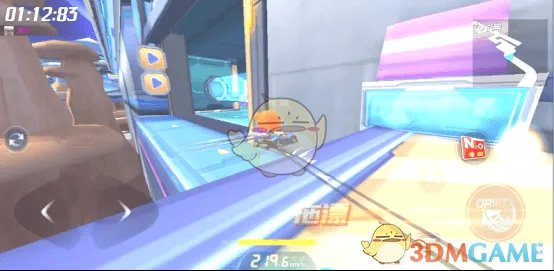 《跑跑卡丁车手游》太空蜿蜒跑道难点和捷径分析介绍