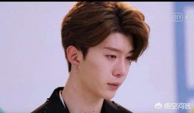 范丞丞流泪埋怨自己没有实力，靠姐姐范冰冰，你怎么认为？