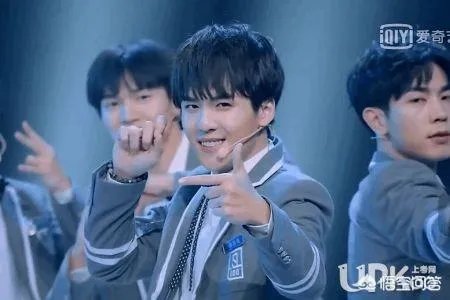 范丞丞流泪埋怨自己没有实力，靠姐姐范冰冰，你怎么认为？