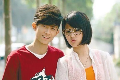 有没有人觉得张一山、杨紫跟小时候一模一样啊？