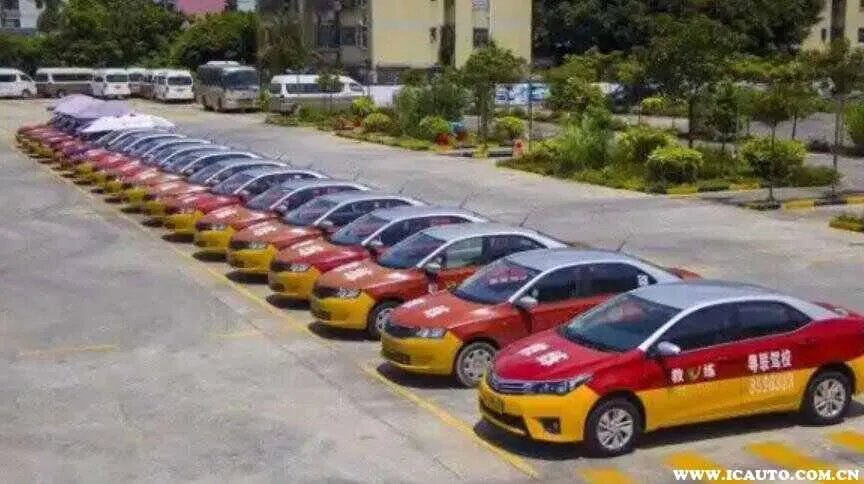 上海学车费用一般多少钱？