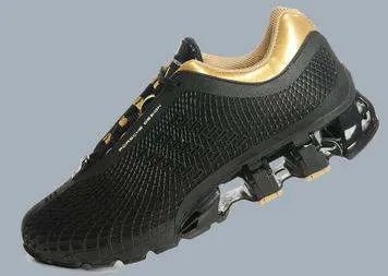 问：FTY NO.CLU600001 ART NO.G00132 这是阿迪什么鞋？多少钱