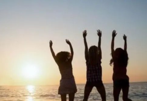 有没有搞笑的家族群名字？