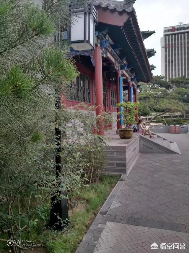 如何评价有人说罗永浩发布会总是迟到？