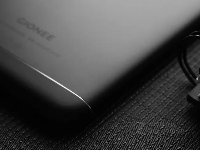 金立（gionee）S10B手机（ 樱花金 4GB+64GB版 全网通） 京东1599元（满送）