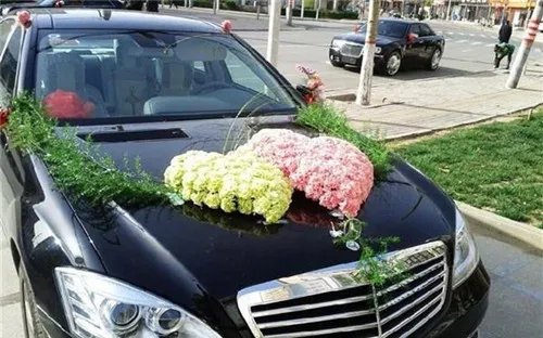 深圳跑车婚车出租价格贵吗　如何选择合适的婚车