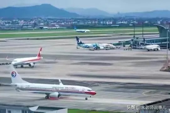 浙江商人在非洲确诊新冠肺炎后，花270万元包机回国治疗后病情转轻，你怎么看？