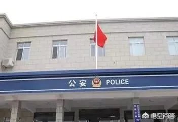 西安村民春节改麦田为停车场,一天收入2000元,你怎么看?