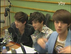 球吴世勋快本可爱颂的动图、还有他其他的动图+图片都可以 要萌啊