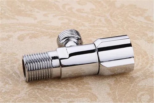 角阀断了怎么取出来