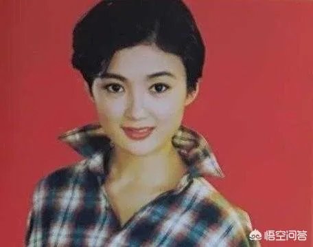 当年电视剧十六岁花季里的班花现在怎么样了？