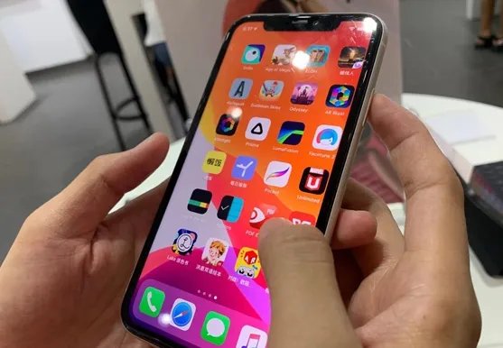 iPhone12将于10月14日发布，你预计会有大批国人抢购吗？