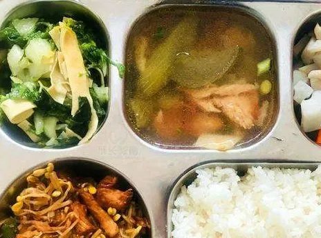 大学食堂推出1毛钱米饭，这样做的目的是什么？
