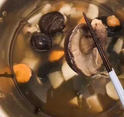 邓超以为孙俪用灵芝给他煲汤　真相曝光惹人捧腹大笑