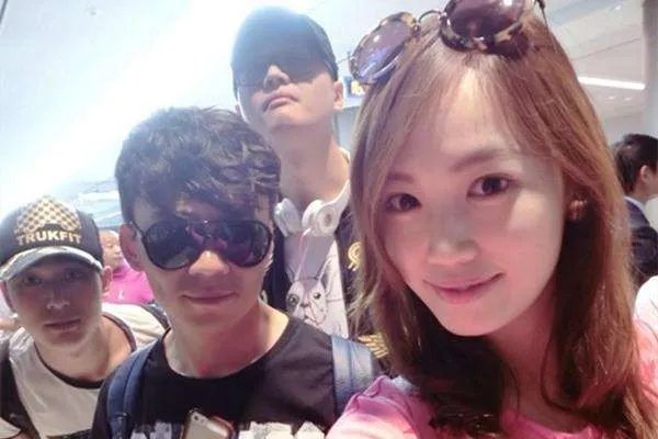 同是王宝强生的孩子,兄妹俩如今生活对比,差距有多大?