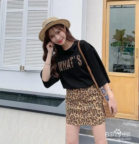 豹纹裙子怎么搭配