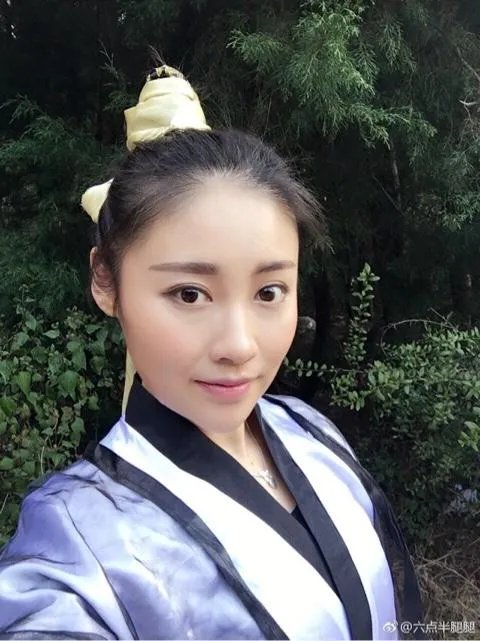 陈翔六点半腿腿发生了什么事？听说她去世了，真的假的？