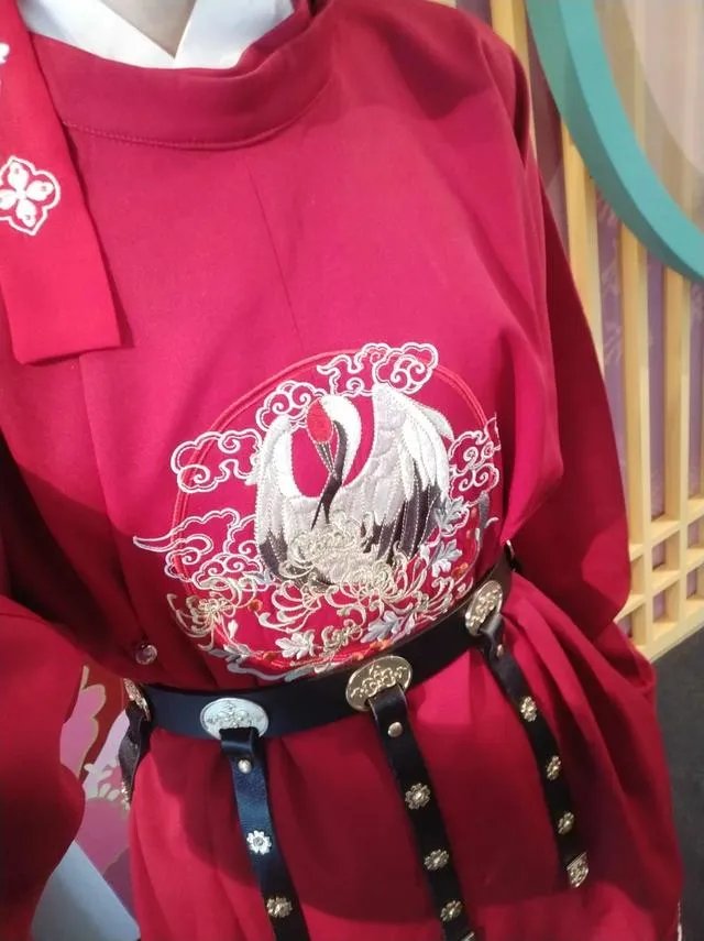 汉服圈中，有的人为什么拒绝影楼服装？