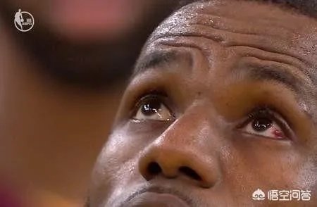 詹姆斯被格林打到眼睛，视力模糊，总决赛G2会休战一场吗？