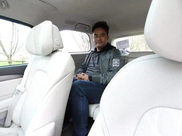 汽车之家报价2015新款suv7座宝马