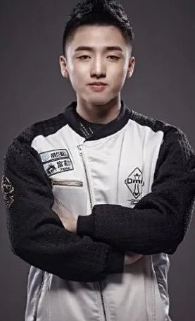 中单icon谢天宇家境怎么样？