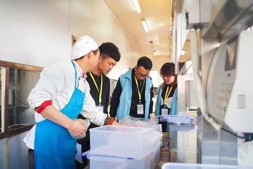 小龙坎火锅发布致歉声明，你接受吗？